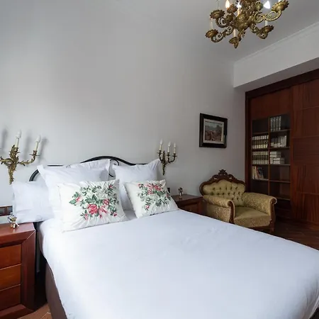Homeforguest New Duplex With Rooftop Next To Cathedral Apartment Arucas