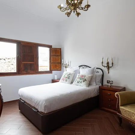 Apartment Homeforguest New Duplex With Rooftop Next To Cathedral Arucas