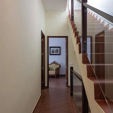 Homeforguest New Duplex With Rooftop Next To Cathedral Apartment Arucas